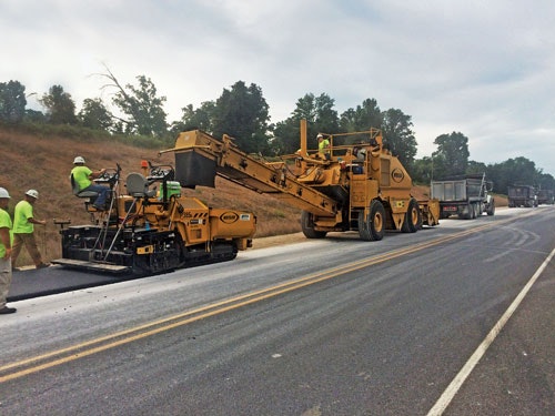 Nabholz Corp. won a contract with the Arkansas State Highway and Transportation Department (AHTD) to widen Highway 62